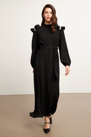 Layla Aksesuarlı Elbise - Siyah